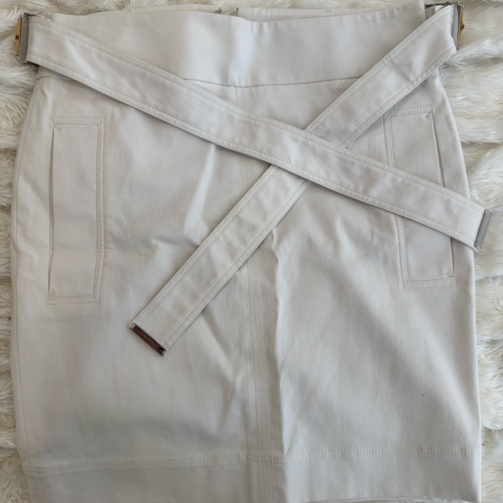 Gucci Elegant White Skirt